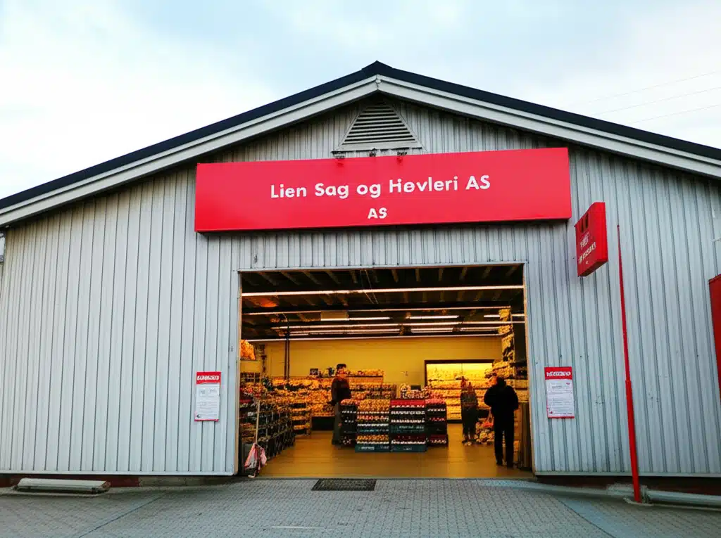 Lien Sag og Høvleri AS 1 Lien Sag og Høvleri AS - Profesjonell tømmer- og sagservice