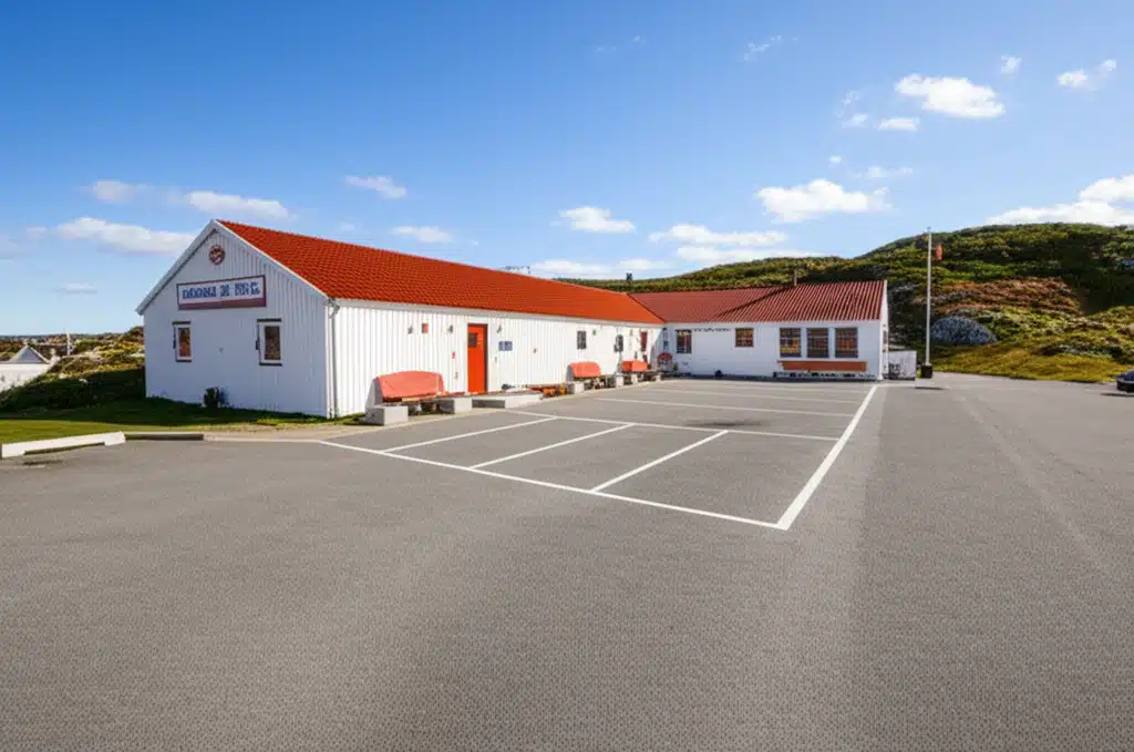 Lindesnes fyr P-plass 1 Lindesnes fyr P-plass: Utforsk kysten ved Norges eldste fyr